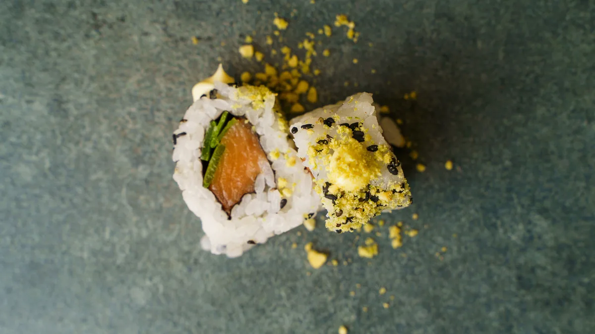 Uramaki Laks Wasabi (2 stk)
