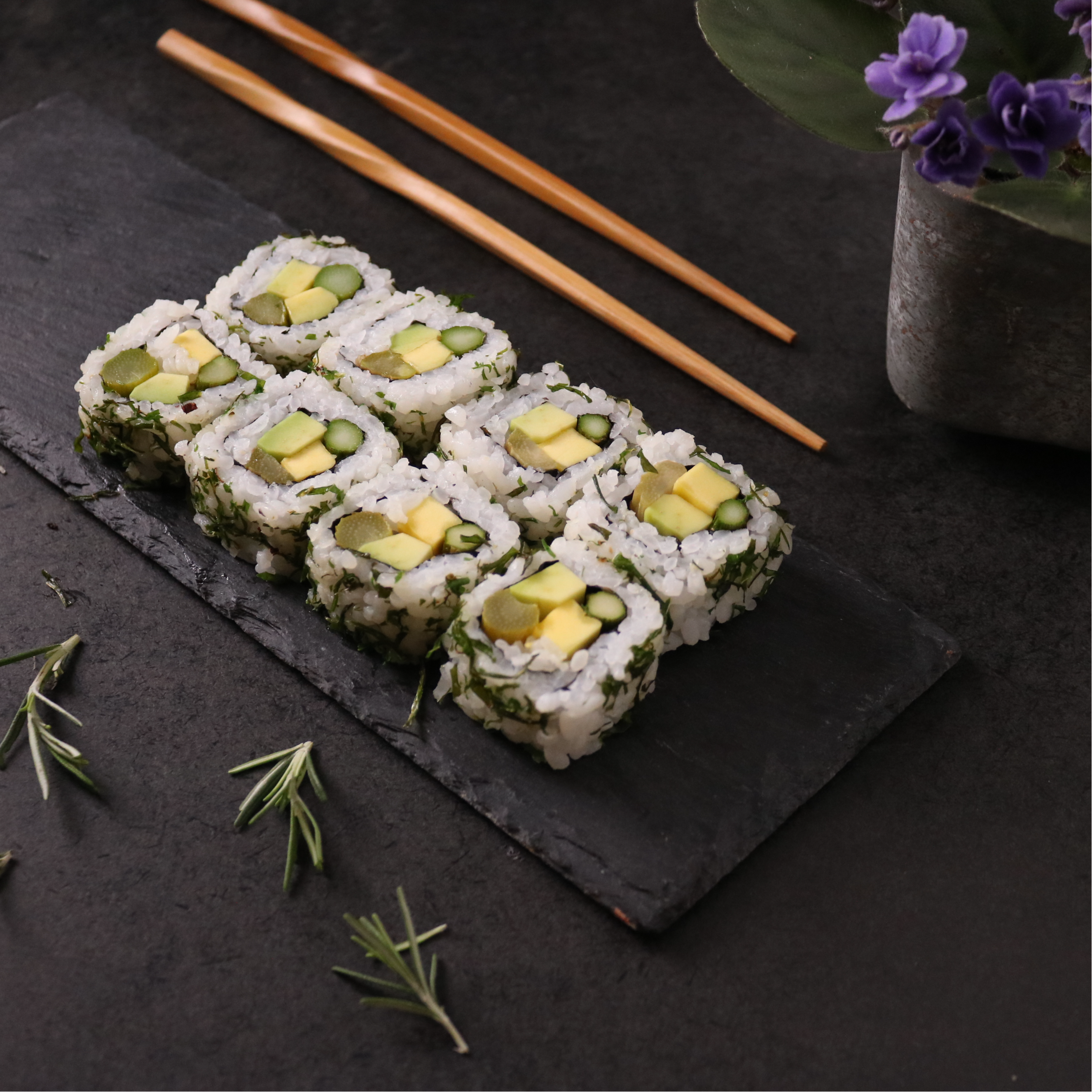 Uramaki De Abacate E Aspargos - 8un