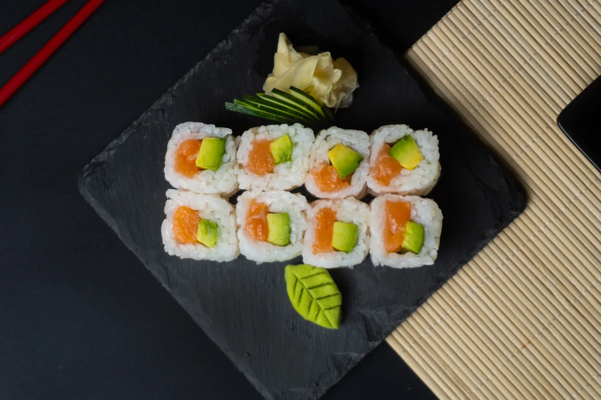 Salmon snow roll