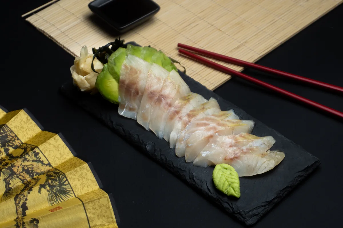 Sashimi seabass (6 pcs)