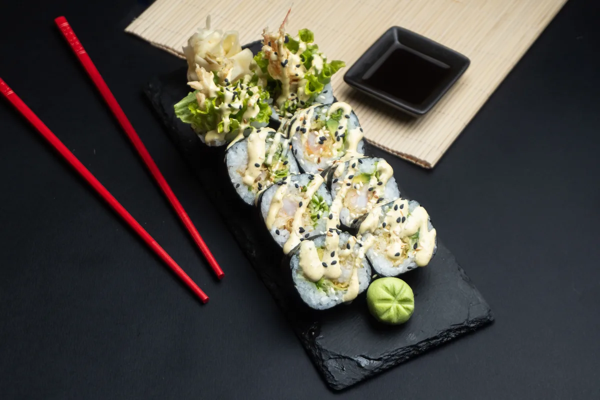 Spider roll (8 pcs)