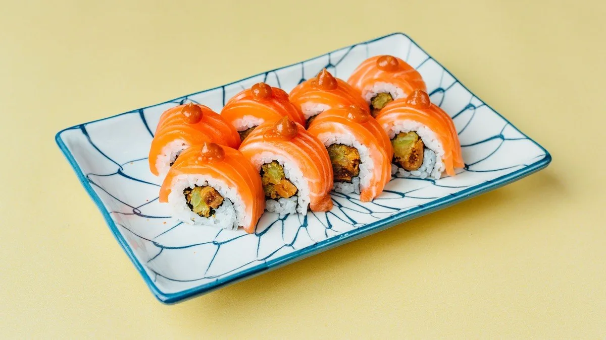 Angry salmon roll