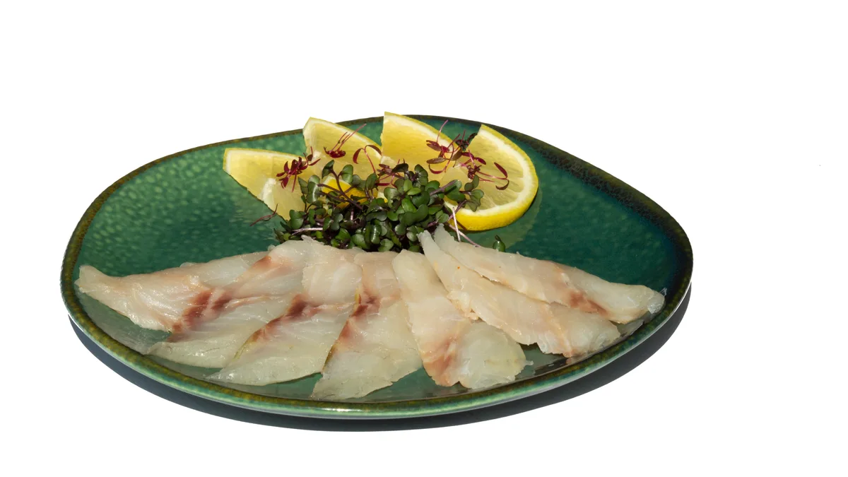 Sashimi brancin