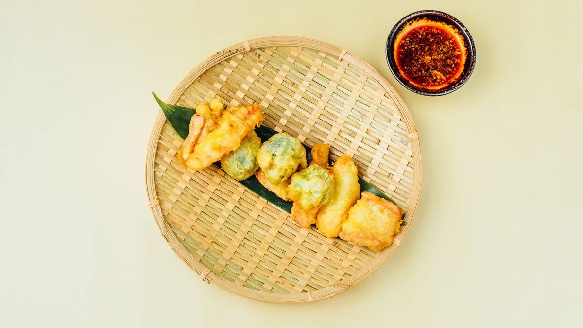 Tempura veggie basket