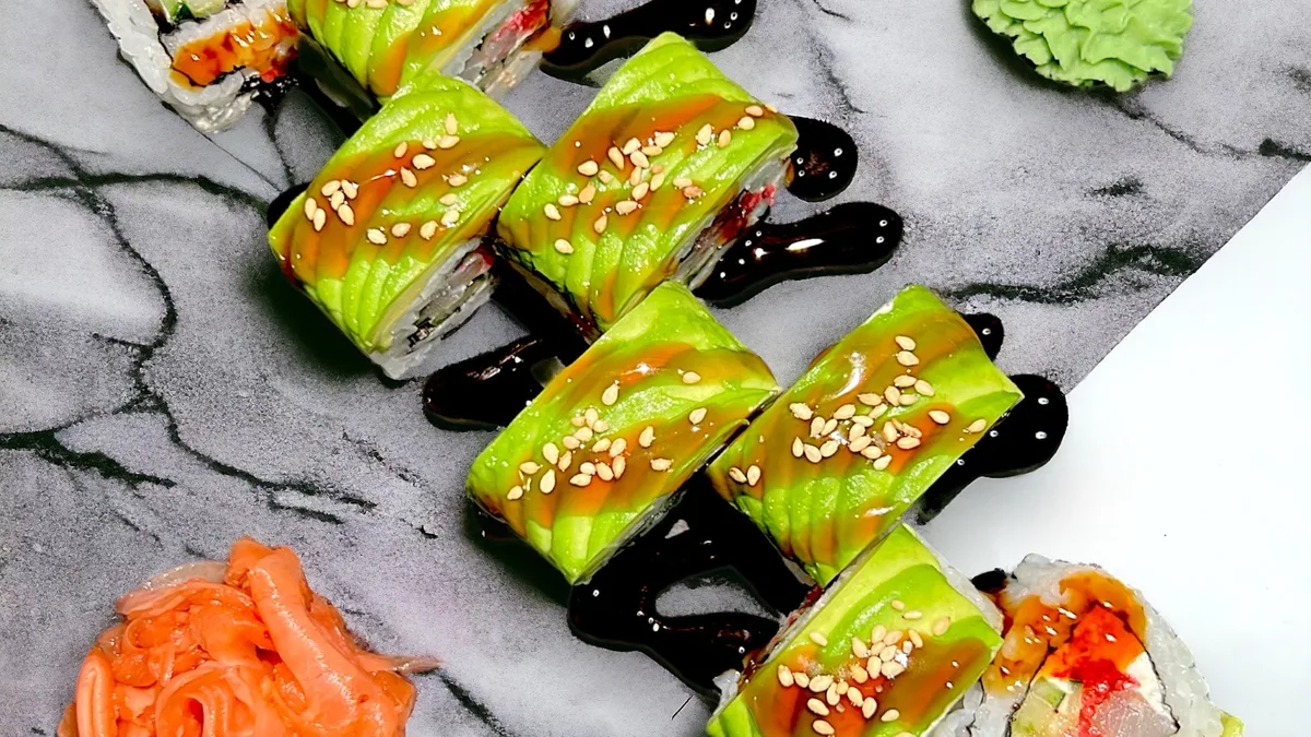 Green Dragon Roll