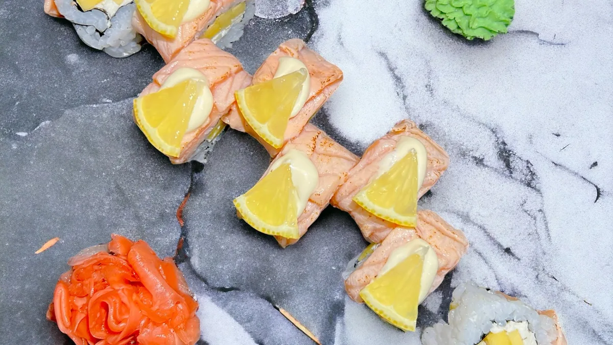 Mango Fusion Roll