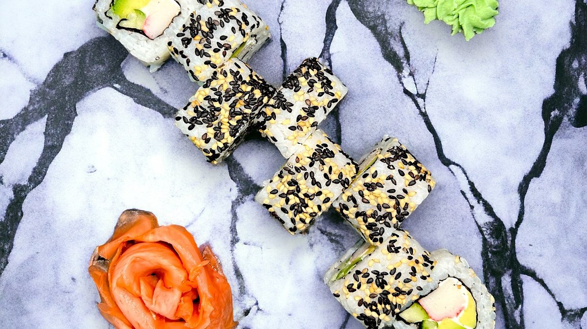 Red Elegance California Roll