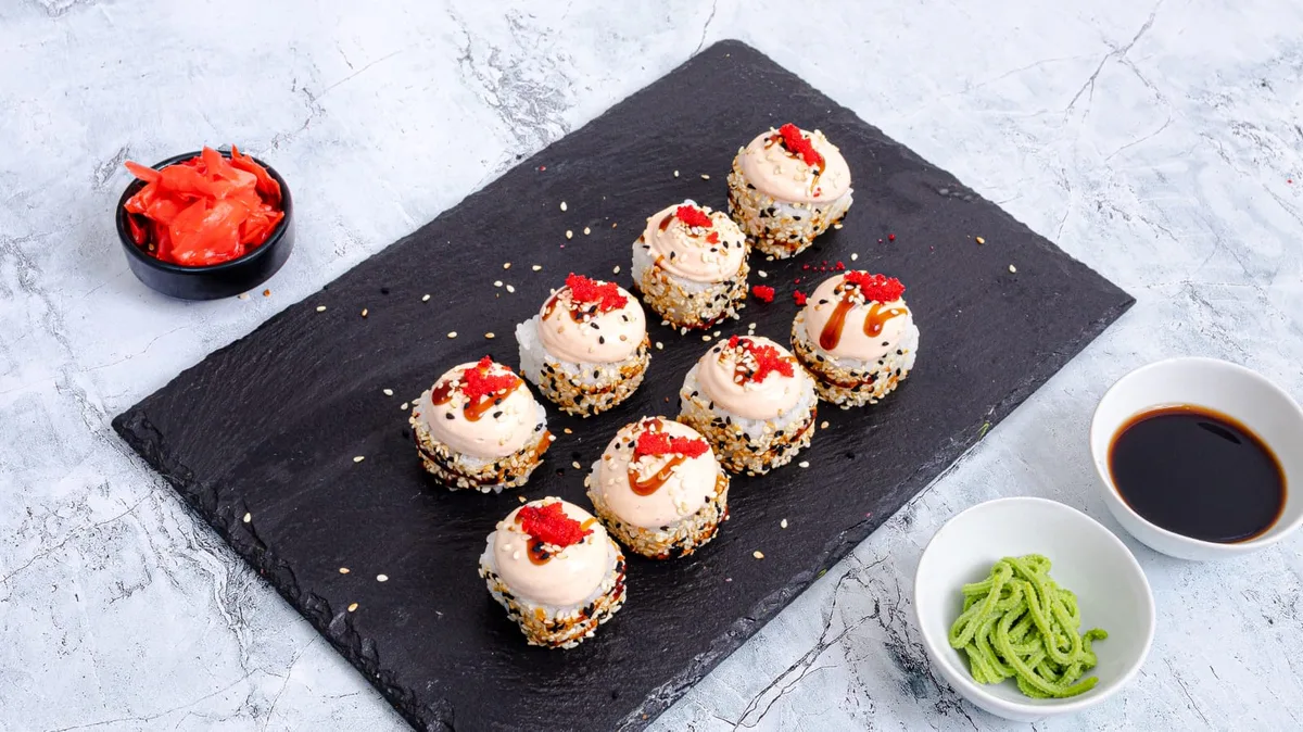 Baked Roll Krevet ilə