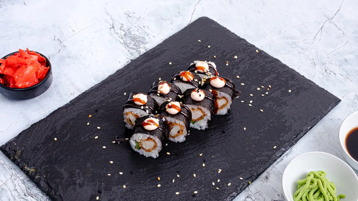 Maki Roll Krevet ilə