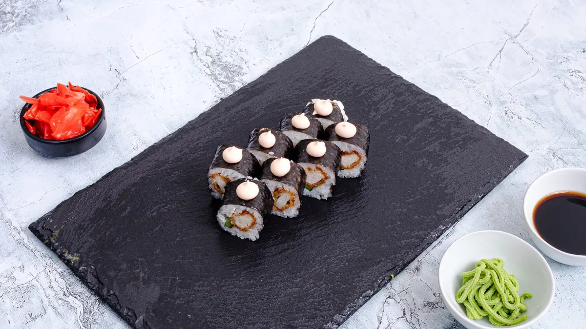 Maki Roll Toyuq ilə