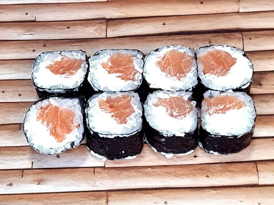 Hosso de Salmão com Cream Cheese 8 Unidades