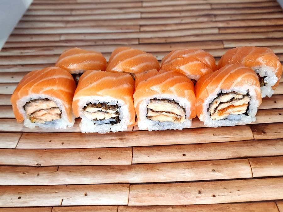 Uramaki de Salmão Skin Especial 8 Unidades