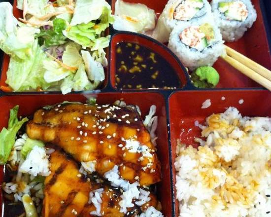 Bento Box 3 Items (1 Basic and 2 Sides) (Dinner Bento Box)