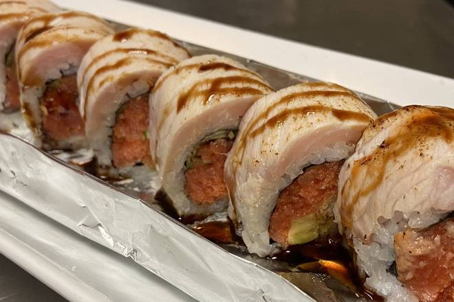Flaming Yellowtail Roll