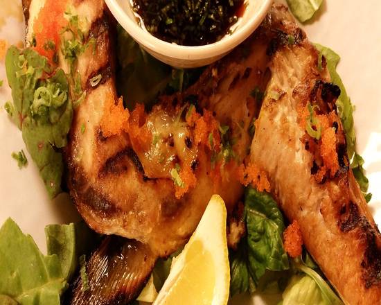 Grilled Yellowtail Collar