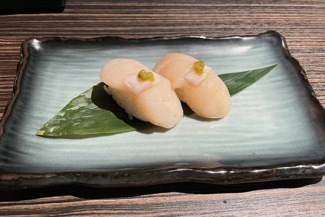Jumbo Scallop Sushi