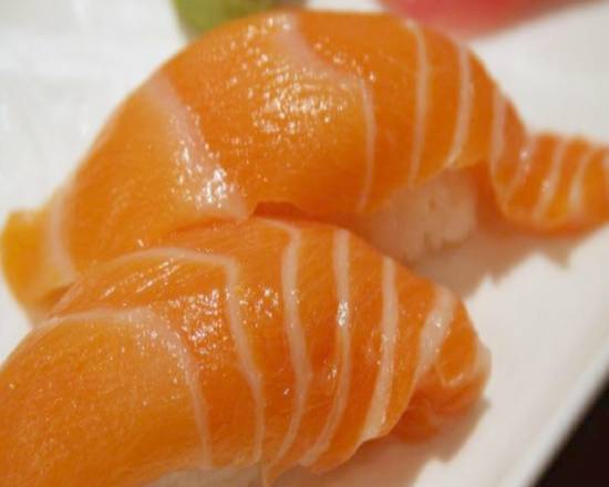 Salmon Sushi