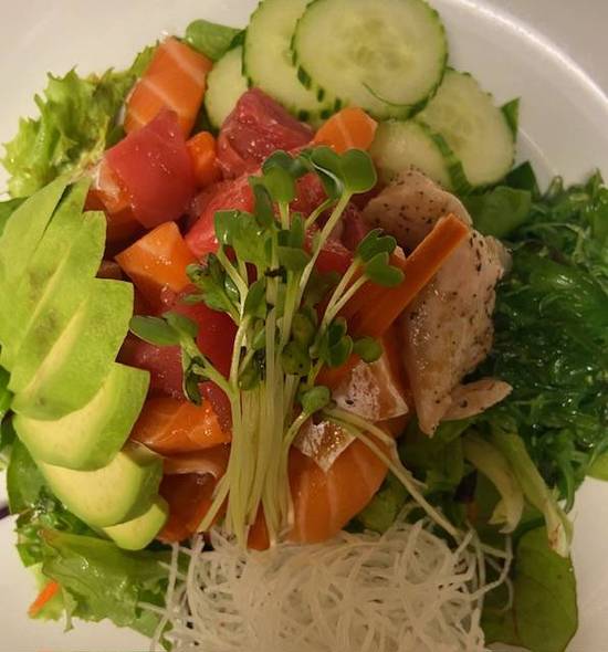 Sashimi Salad