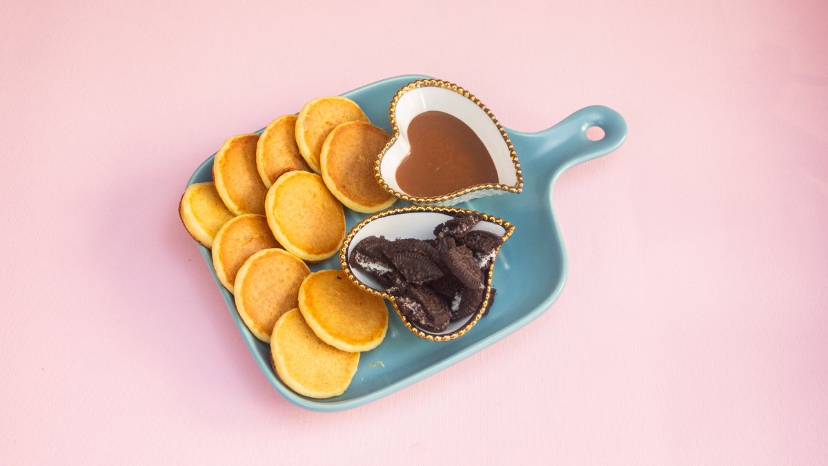 Mini Pancake Nutella and Biskota Oreo