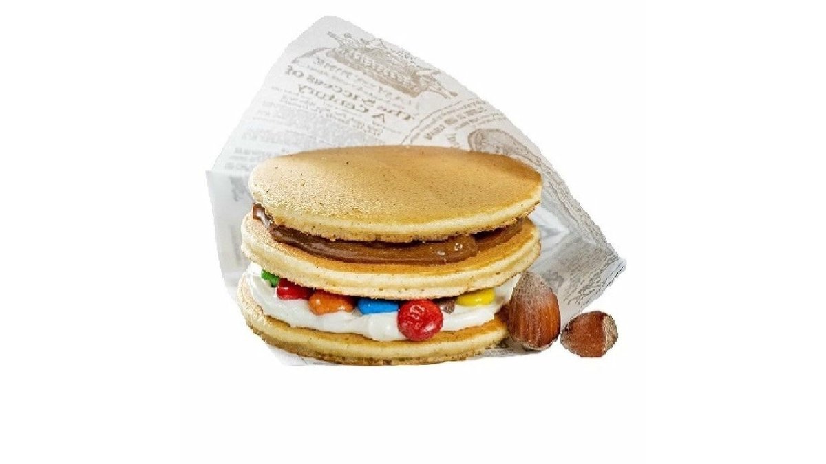 Trio pancakes cu ciocolată albă, Cremă Nocciola și MandM
