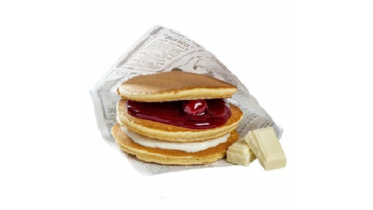 Trio pancakes cu ciocolată albă și dulceață de vișine
