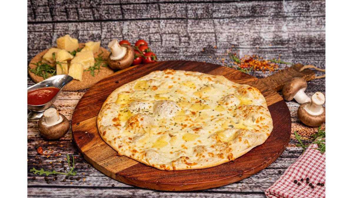 Pizza Quatro formagi Party 60x40