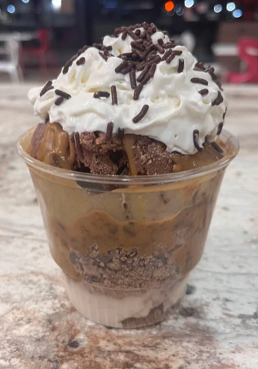 Create your own Large Sundae (hard Ice Cream)