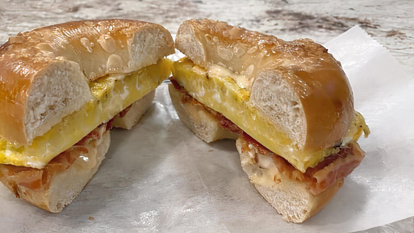 Egg and Cheese Breakfast Bagel Sandwich (no Meat)