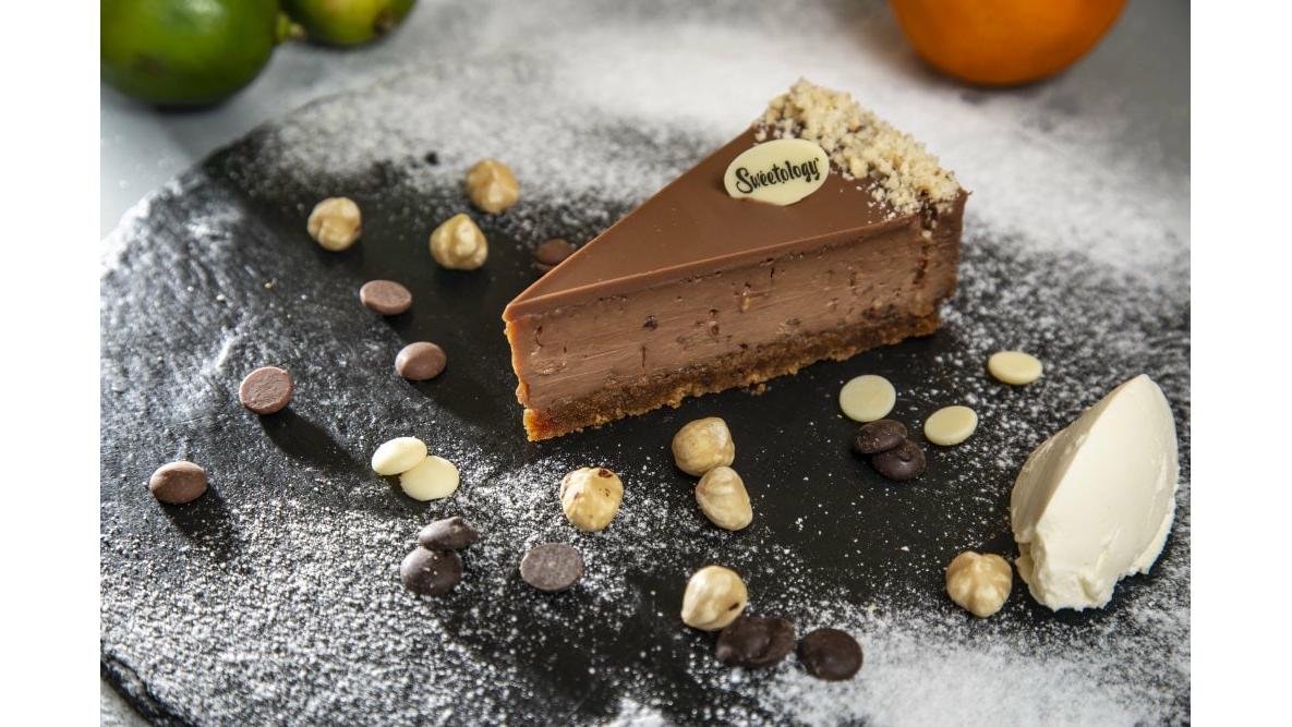 Cheesecake ciocolată cu lapte și alune