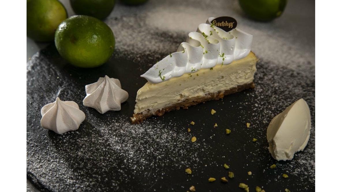 Cheesecake cu lime și bezea