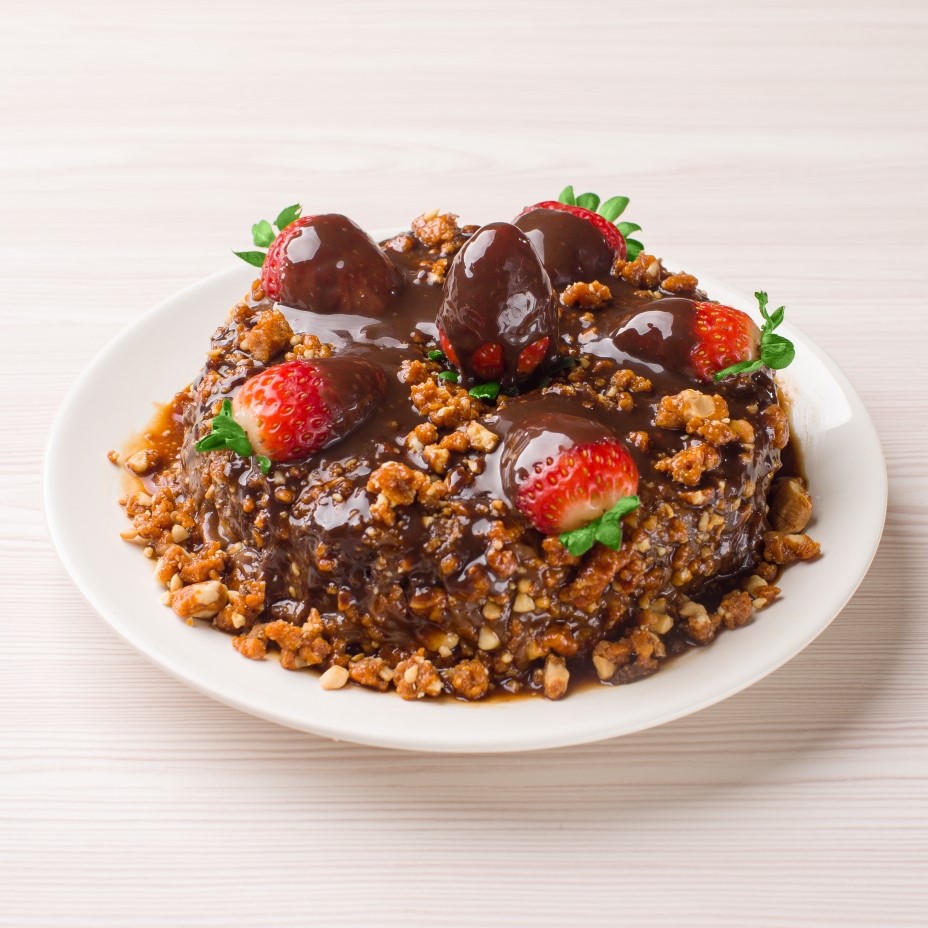 Mini Torta de Morango com Brigadeiro Crocante - 600g