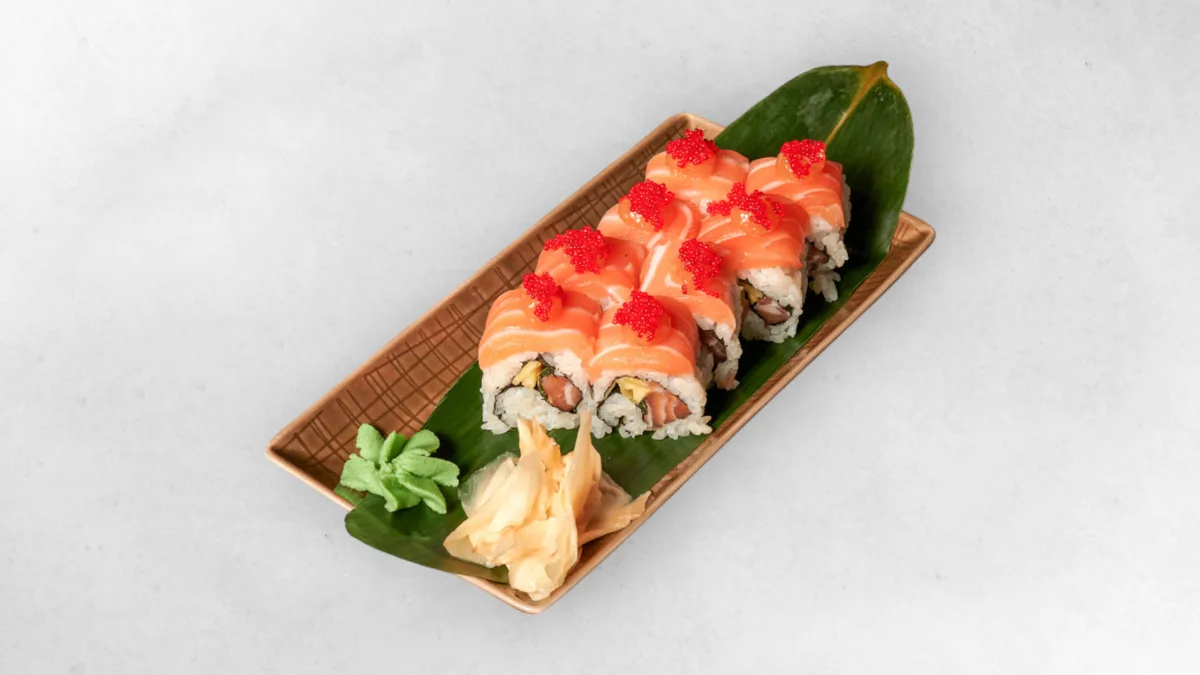 Salmon Mango Roll