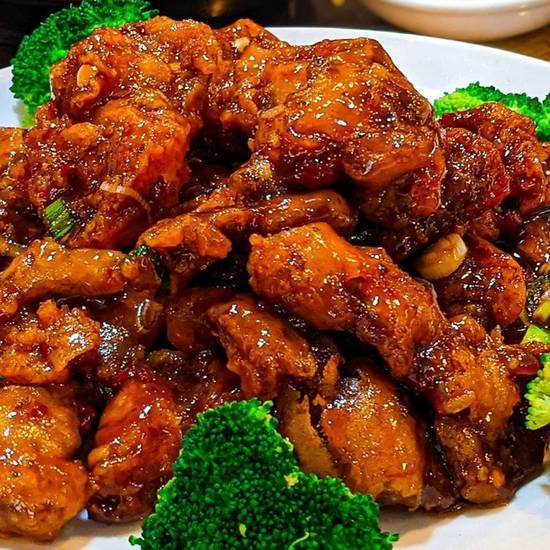 6. Sliced Chicken With Broccoli