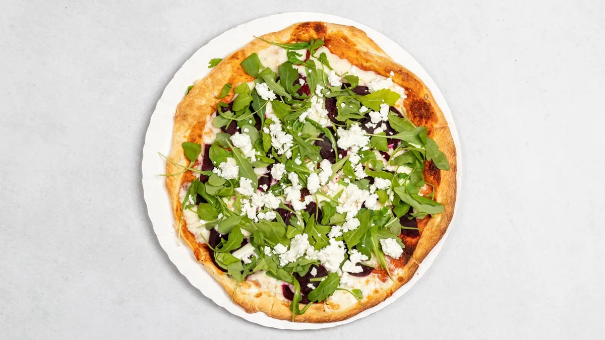 Pizza z burakiem