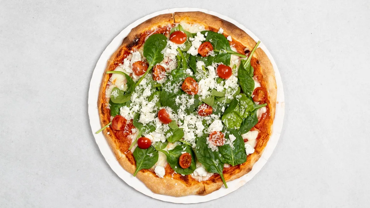 Pizza ze szpinakiem i fetą