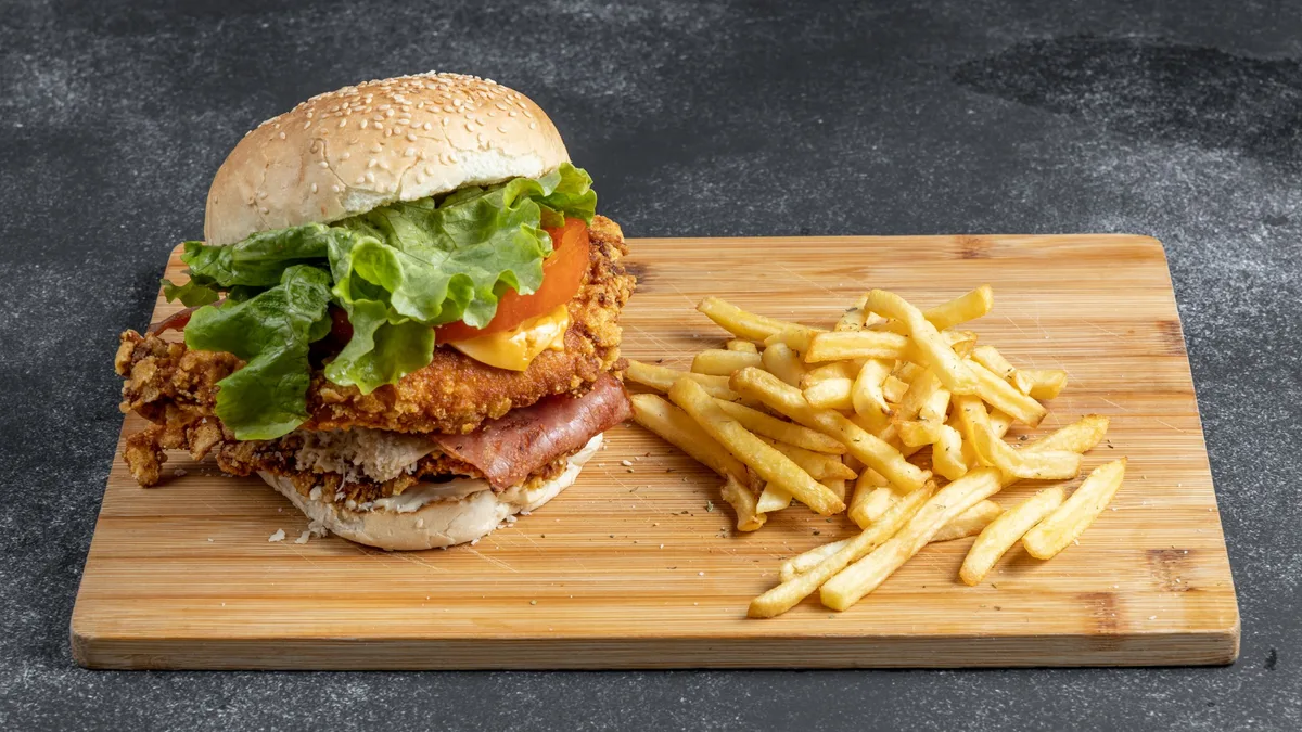 Σνίτσελ XL Burger
