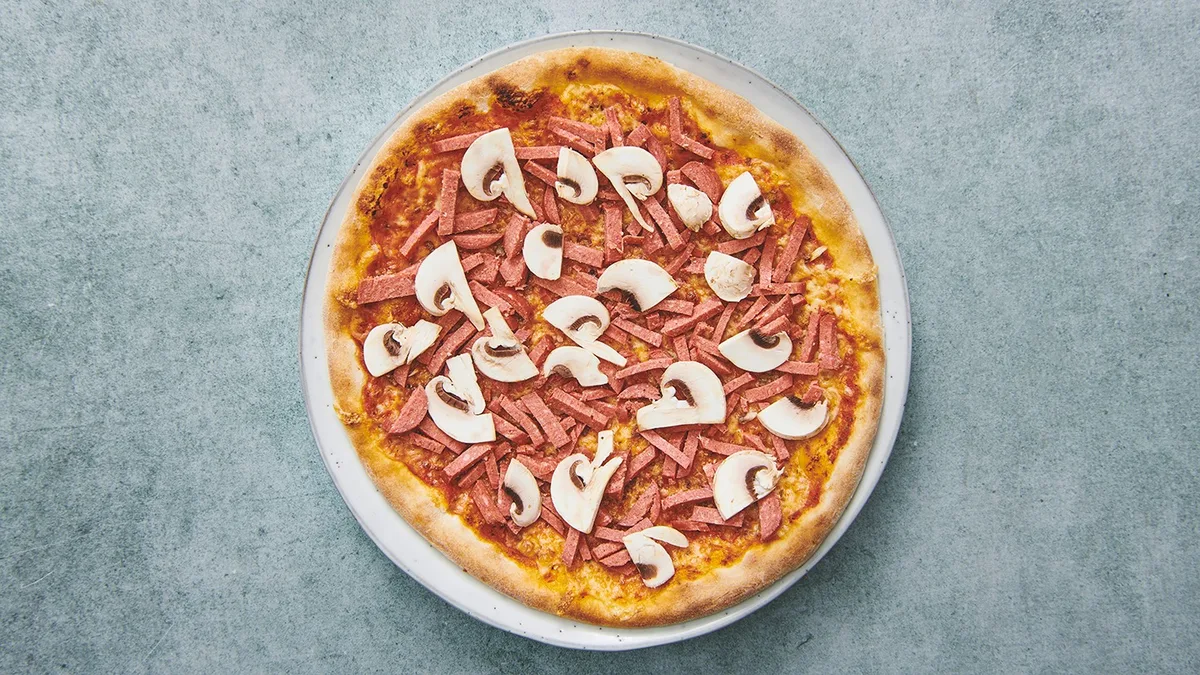 Sucuklu pizza