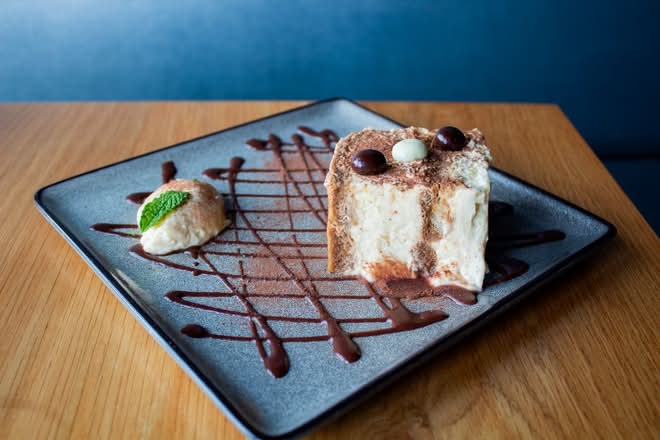 Amaretto Tiramisu
