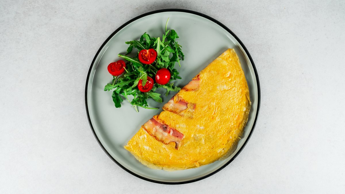 Omlet panceta i sir