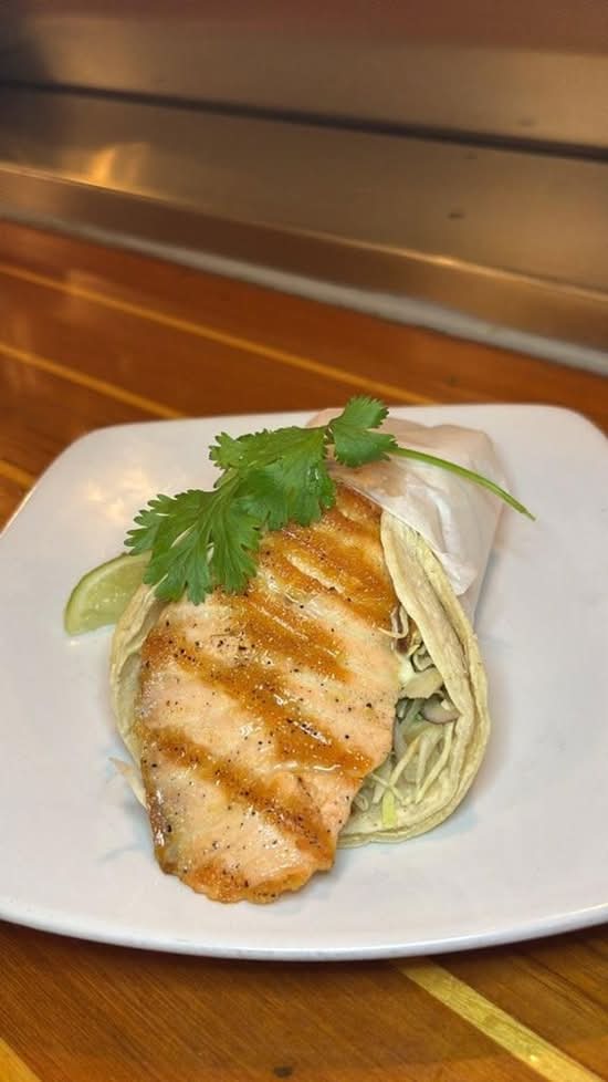 GRILLED SALMON TACO