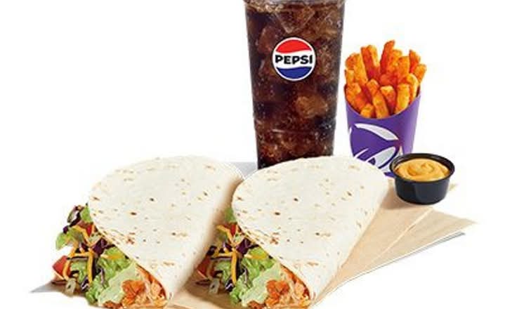 2 Slow-Roasted Cantina Chicken Soft Tacos Combo
