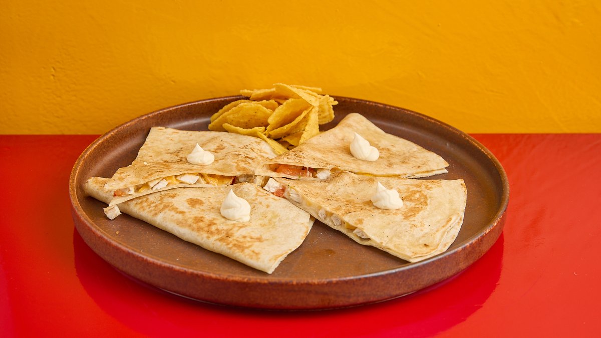 2 Quesantilla Pollo