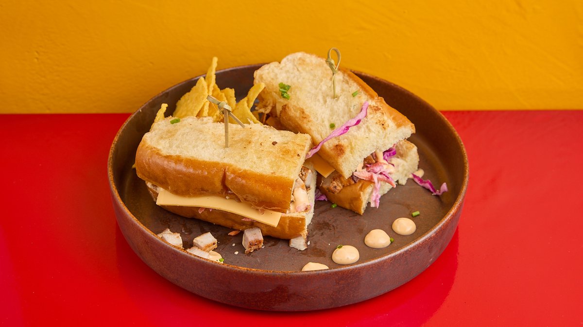Carnitas Sando