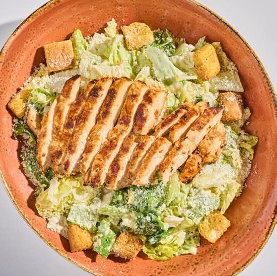 CHICKEN CAESAR SALAD
