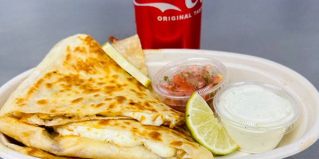 Executive Vida Quesadilla Box