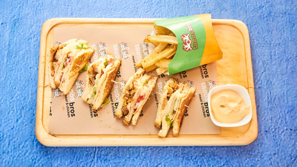 Club Sandwich with Oktopus