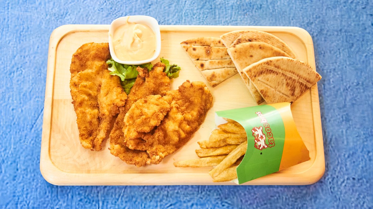 Kotoleta Pule me Garniturë