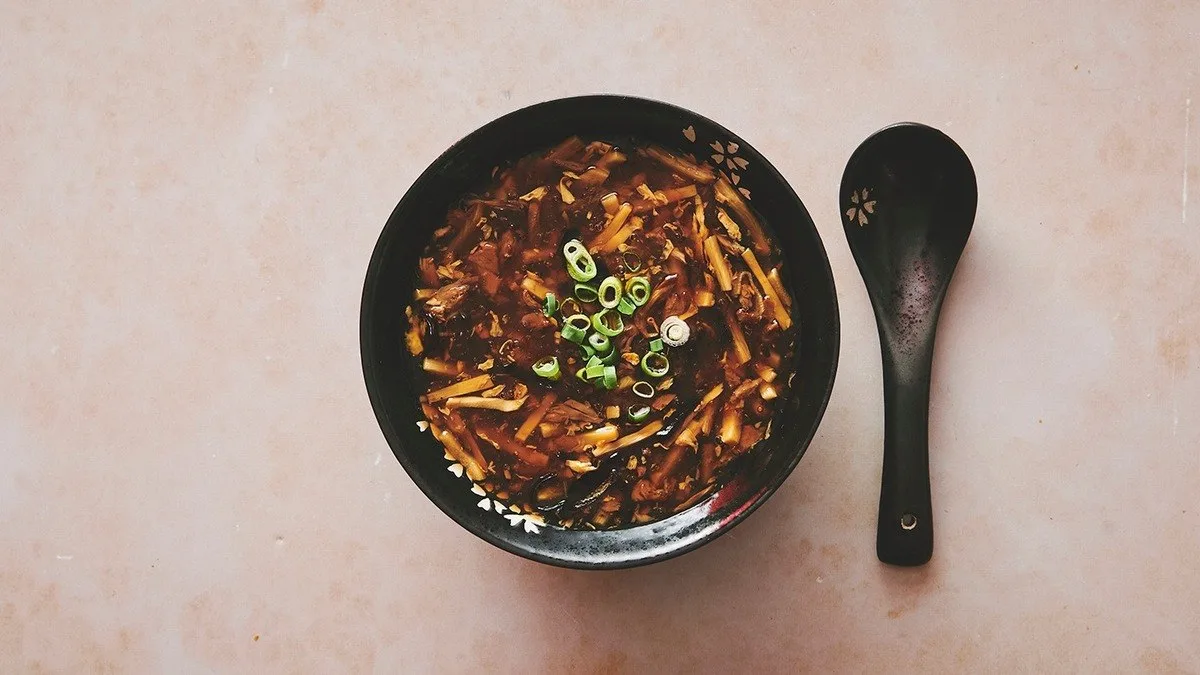 303. Peking suppe med andekød