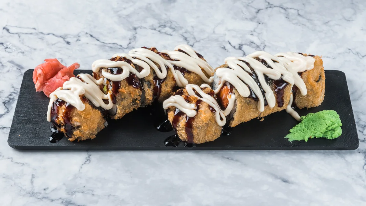 Crunchy Salmon Roll