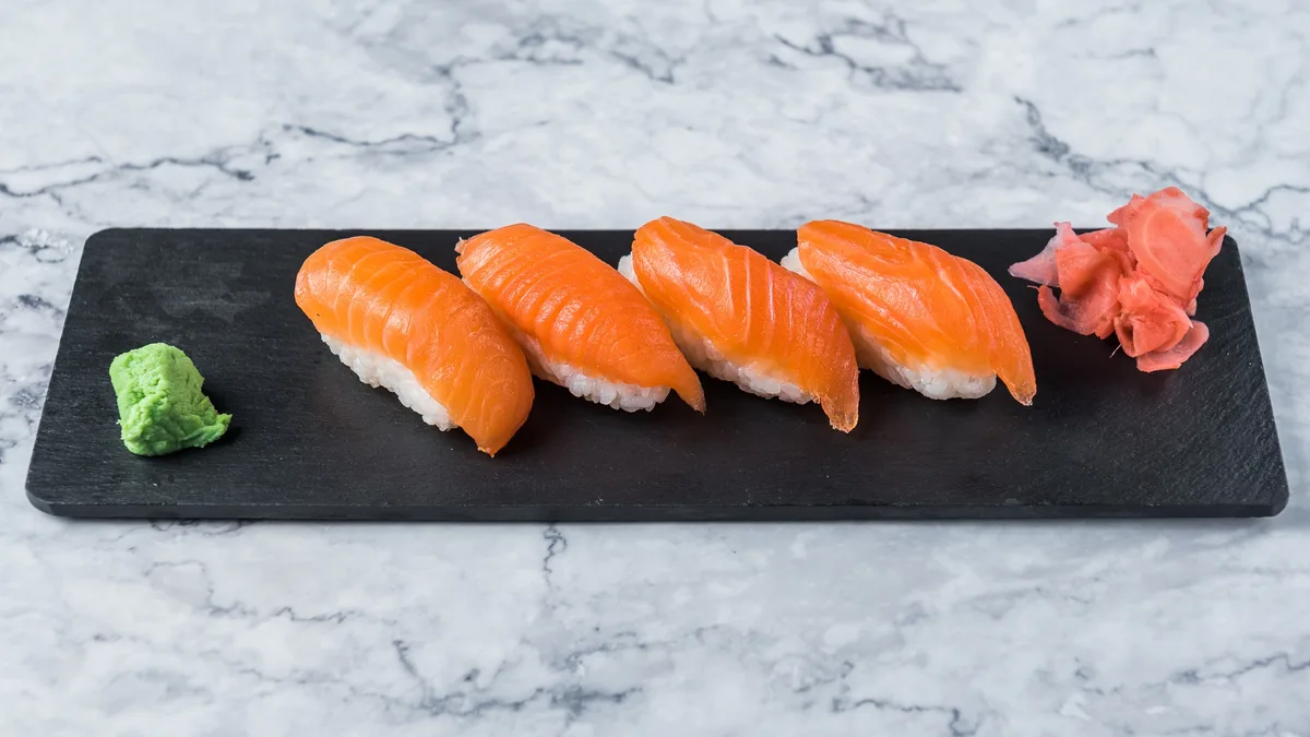 Nigiri Salmon